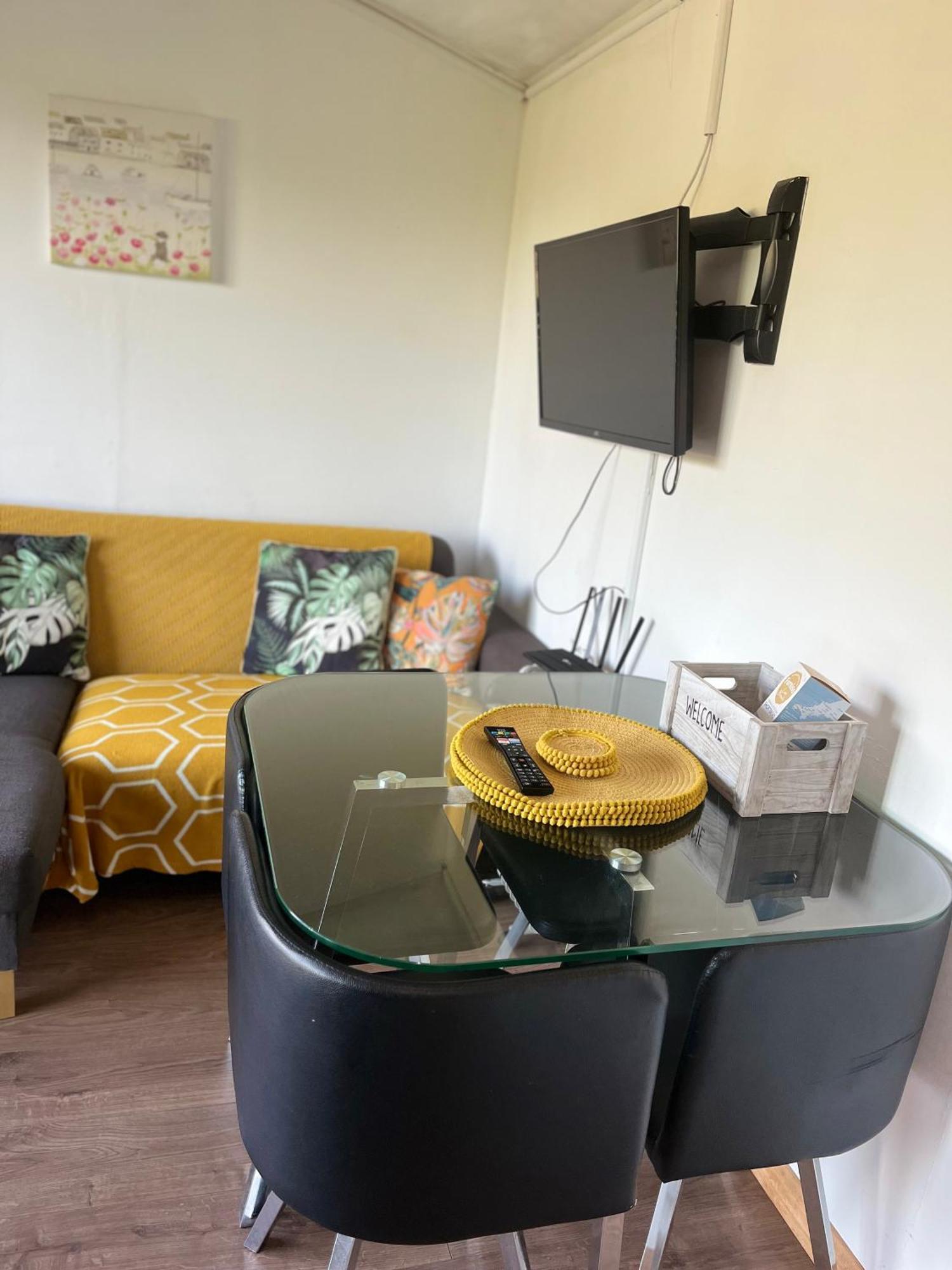 Tamarisk Cabin Bude Luaran gambar
